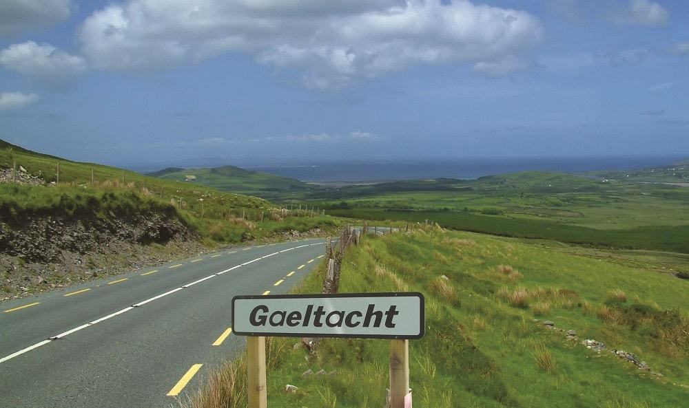 Gaeltacht-Sign-Large-gaeltacht-community