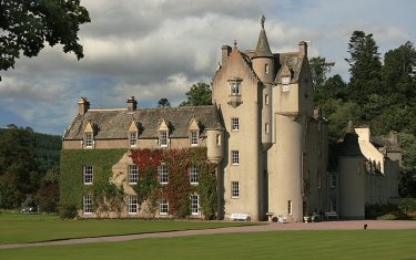 Ballindalloch Castle