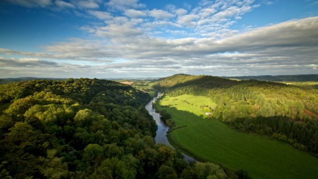 View of the Wye valley from Yat rock at Symonds Yat